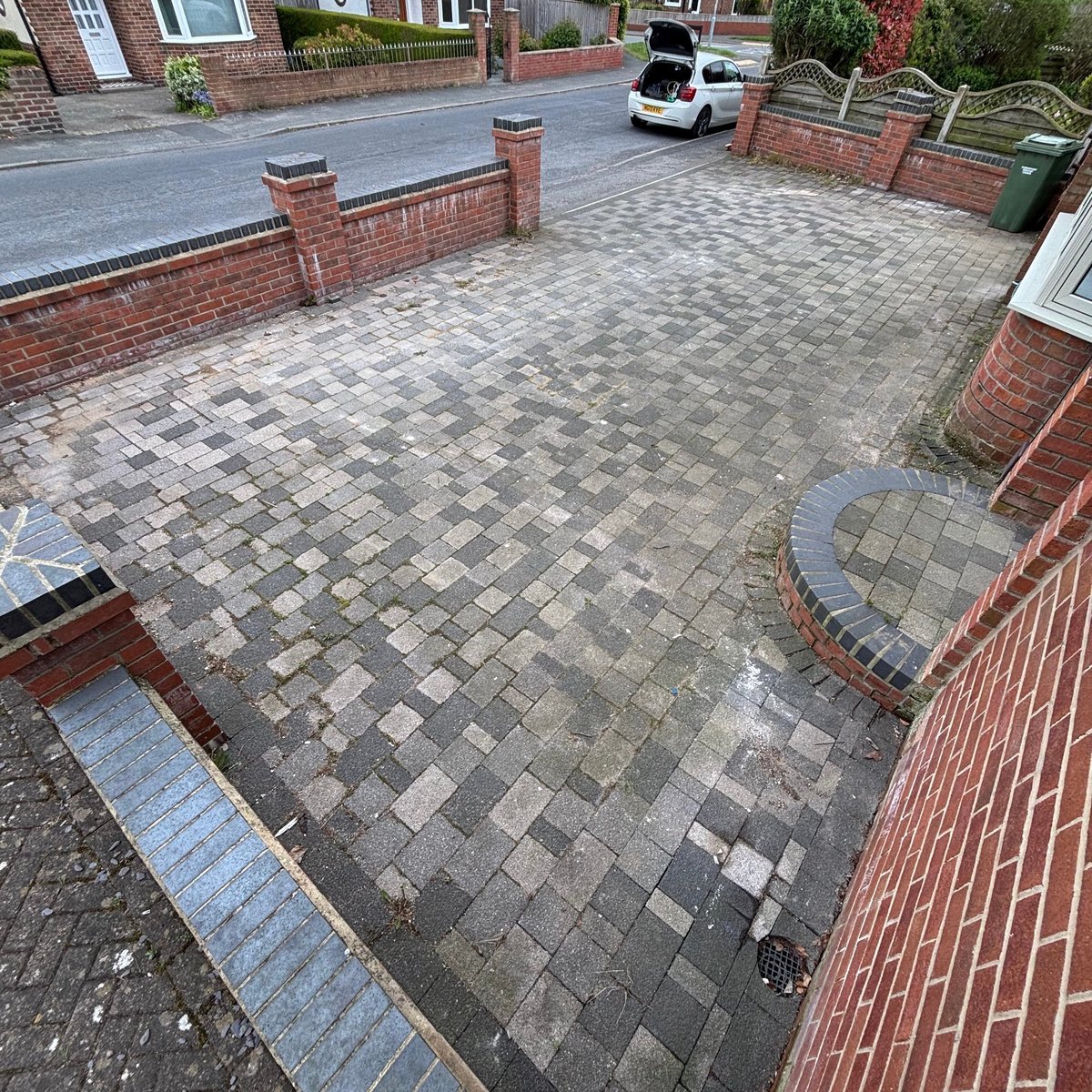 Clean driveway after cleaning